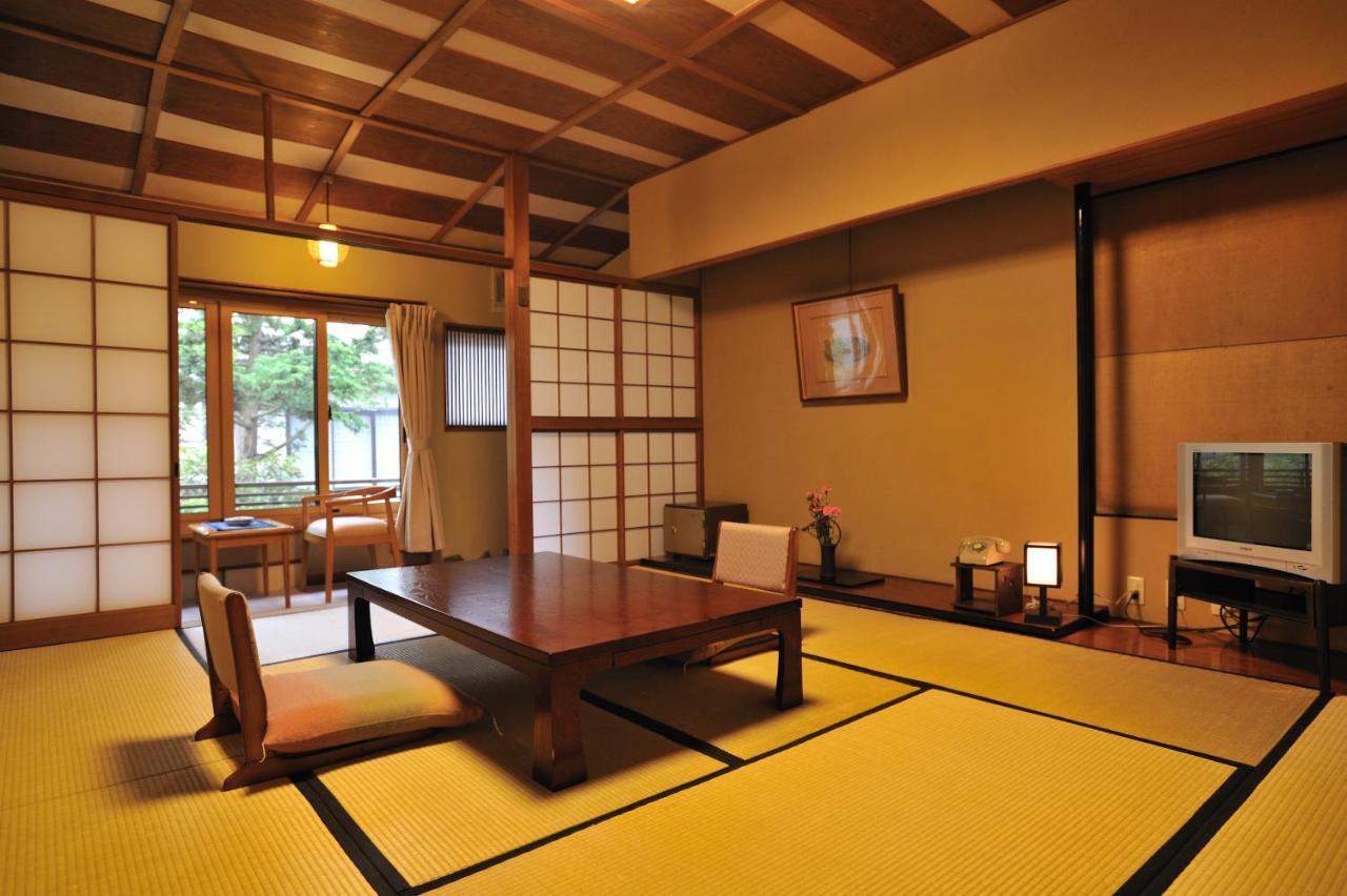 Отель Shibu Onsen Kokuya Яманути Экстерьер фото