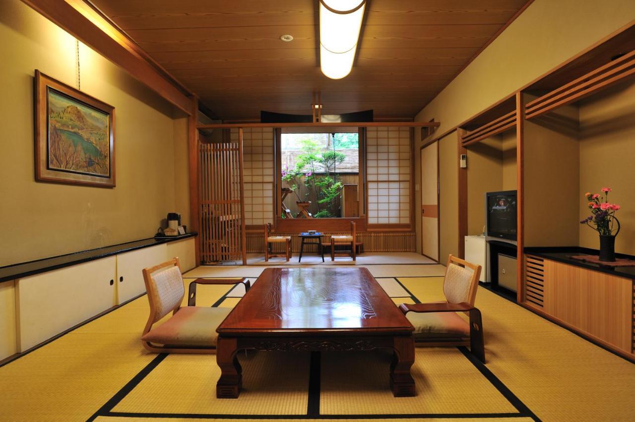 Отель Shibu Onsen Kokuya Яманути Экстерьер фото